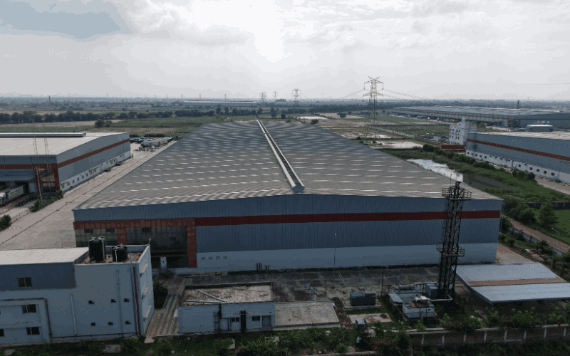 ceiling-height-impacts-warehouse-rental-efficiency-and-costs